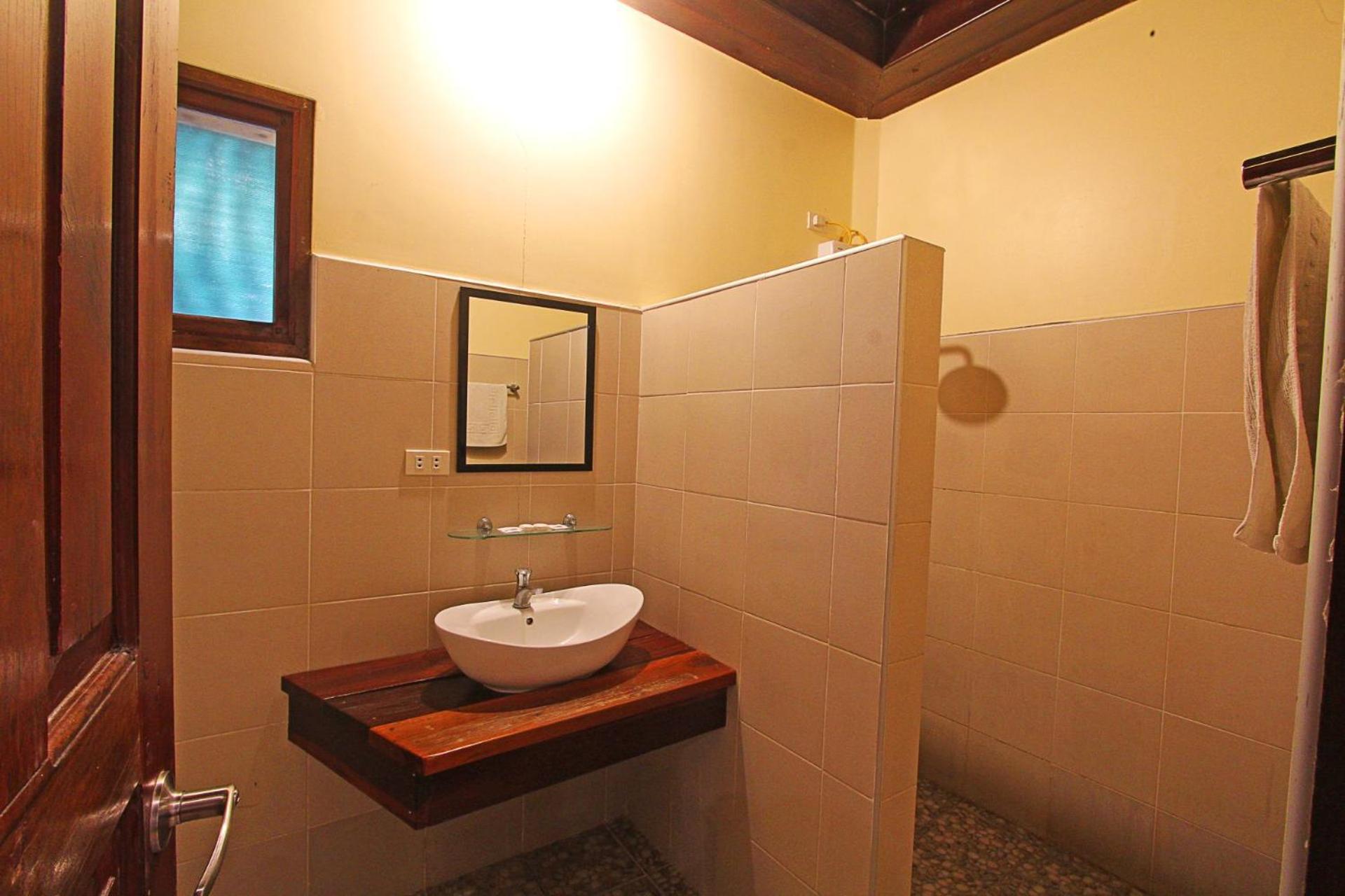 Jonas And Twins Resort General Luna  Exterior photo