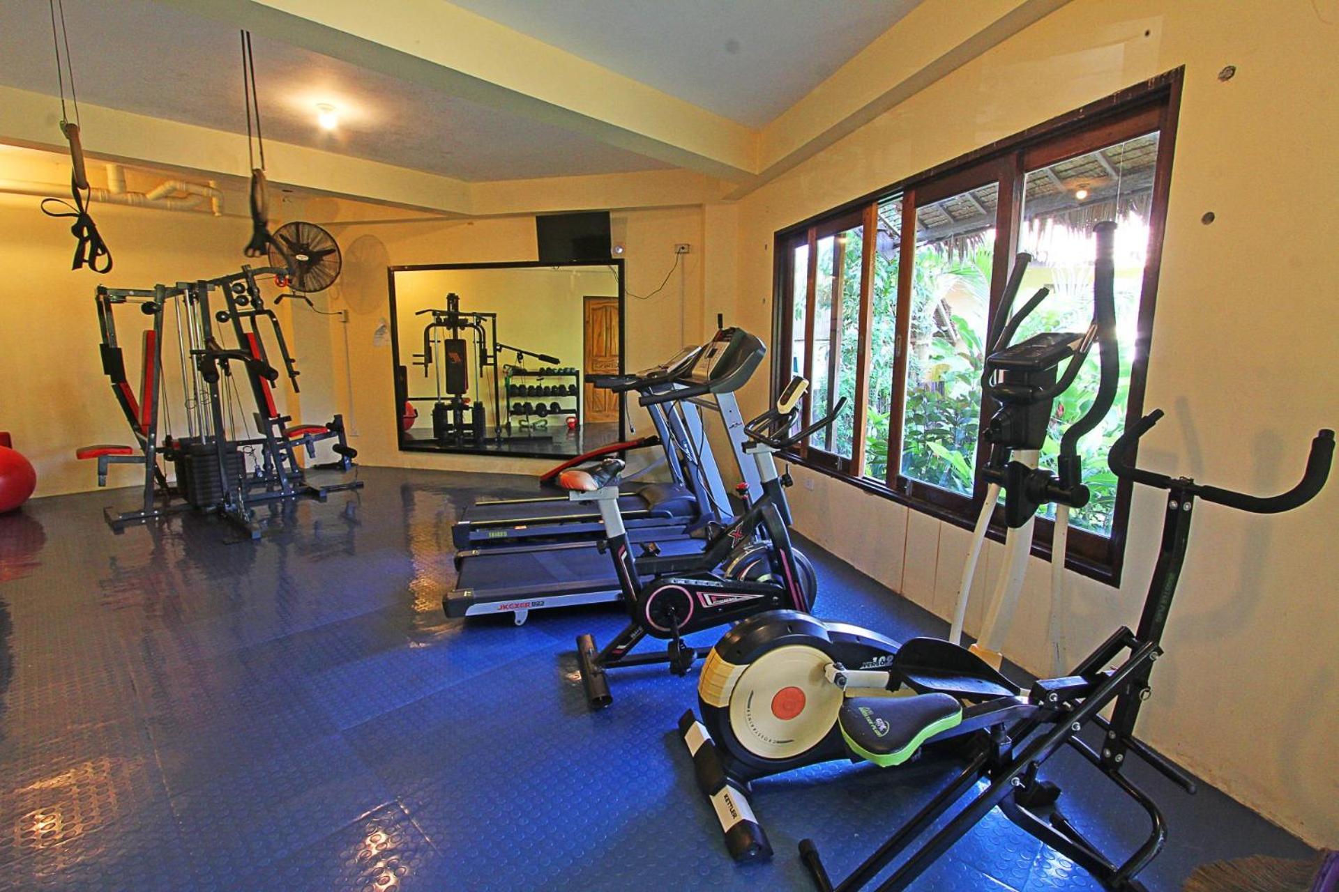 Jonas And Twins Resort General Luna  Exterior photo