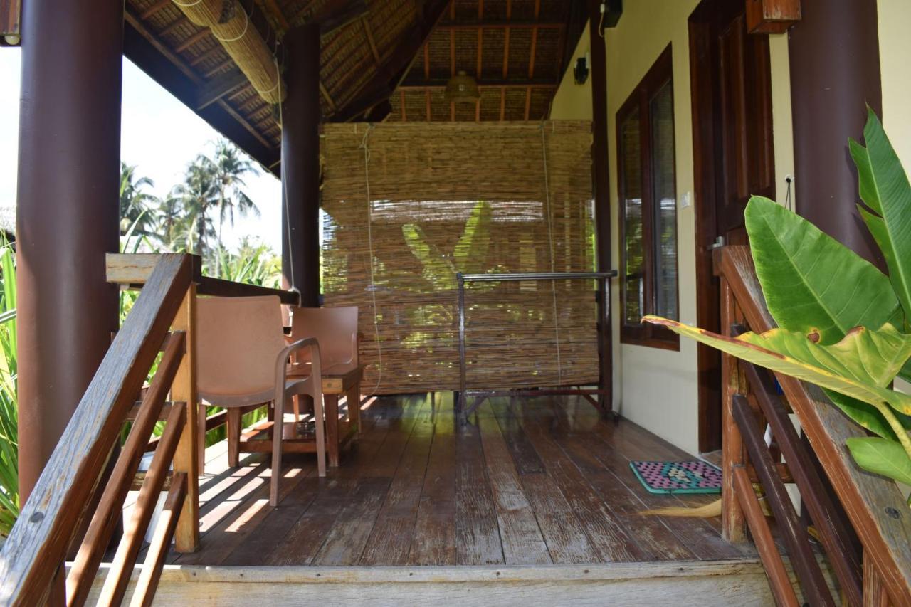 Jonas And Twins Resort General Luna  Exterior photo