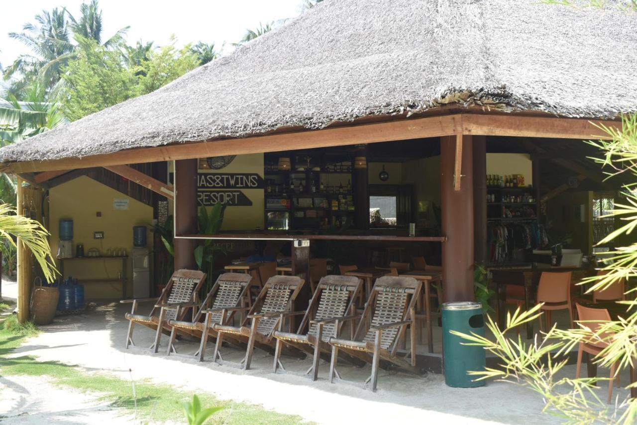 Jonas And Twins Resort General Luna  Exterior photo