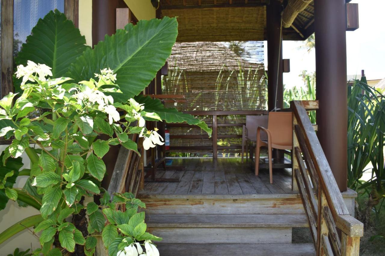Jonas And Twins Resort General Luna  Exterior photo